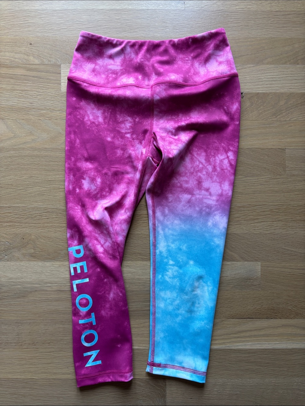 Peloton Miami Fitwear Kali Pink & Blue Ombre Tie-Dye Leggings NWOT size Small